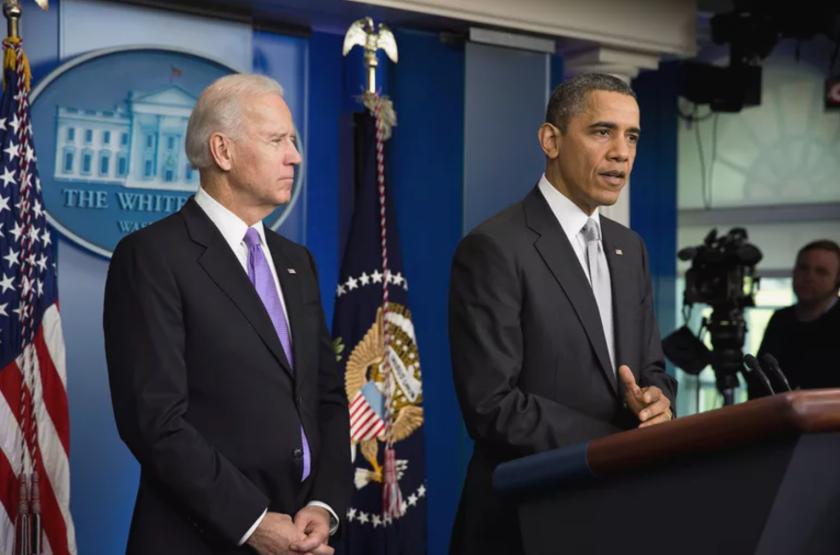 obama guns.png