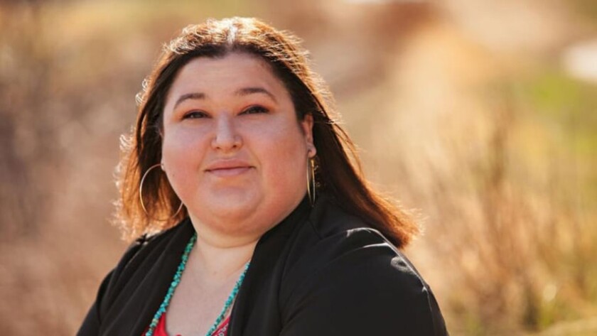 gov04-46-feature-nativeamericanwomen.jpg