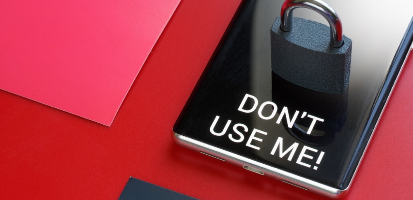 Mobile Phone Rstriction Schools Face Challenges Enforcing Cellphone Restrictions