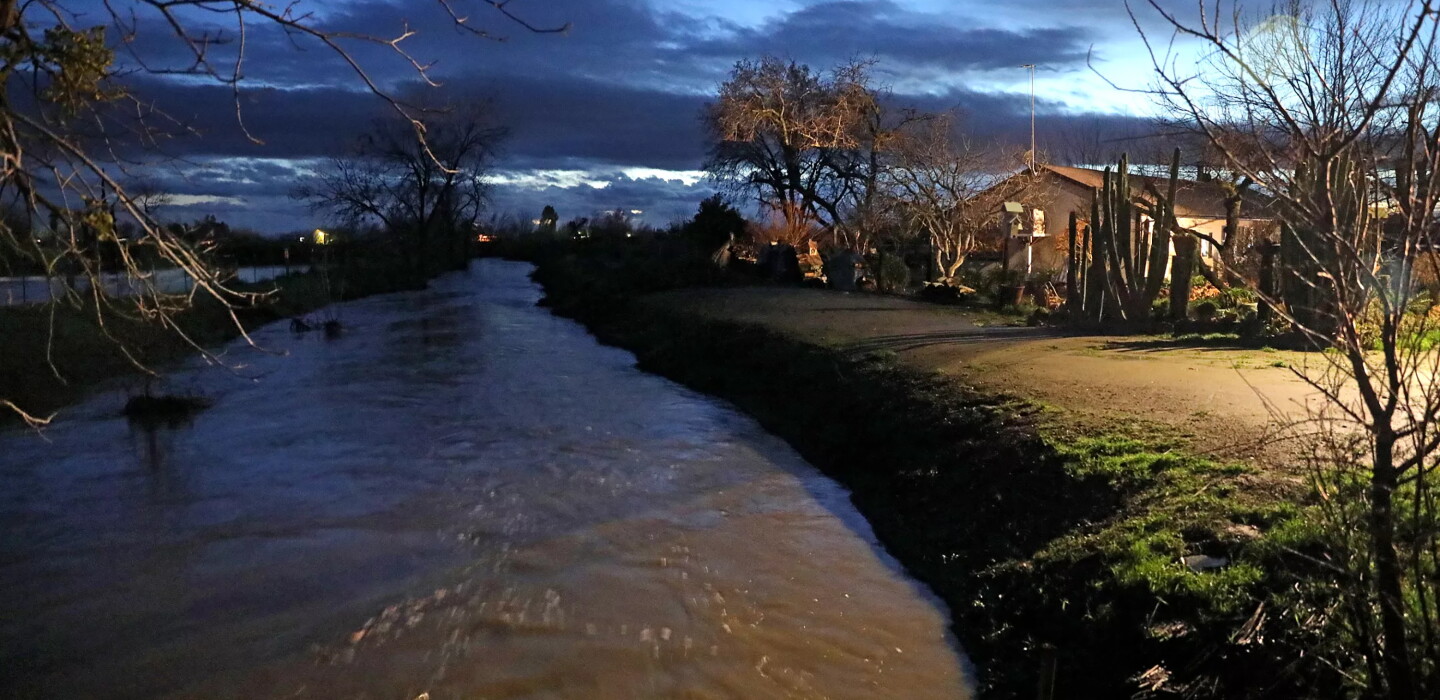 Undocumented Calif. Flood Victims to Get $95M in Aid - Vimarsana News