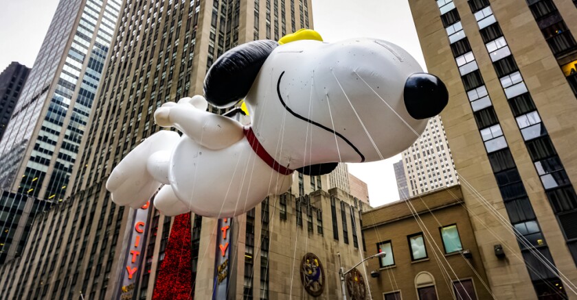 Snoopy balloon Macy's Thanksgiving parade