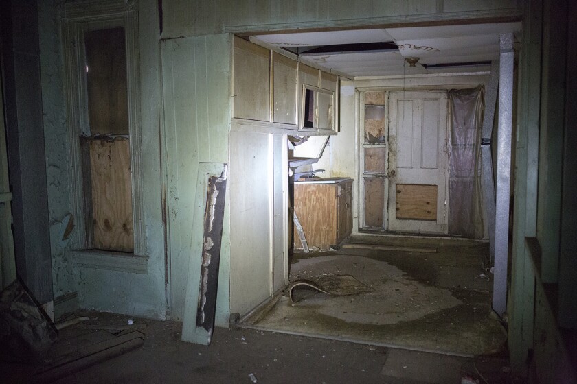 03-baltimore-housing-0402w.jpg