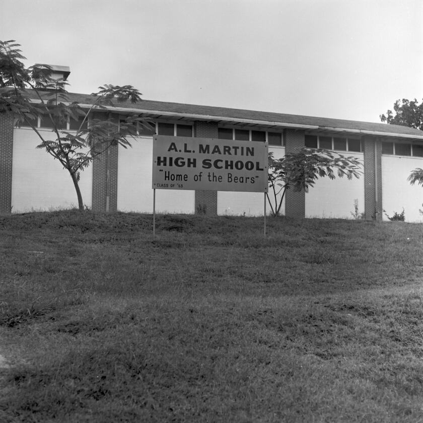 exterior photo of AL Martin High School in Thomasville, Ala.