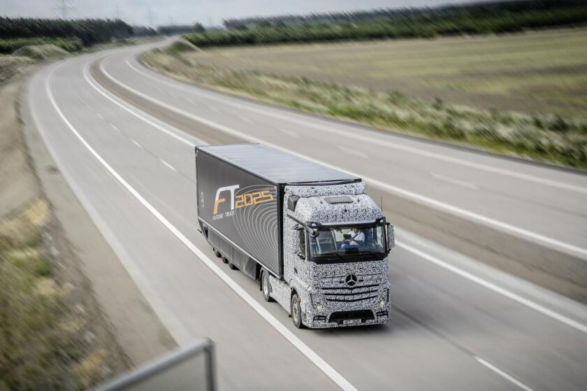 driverles-truck.jpg