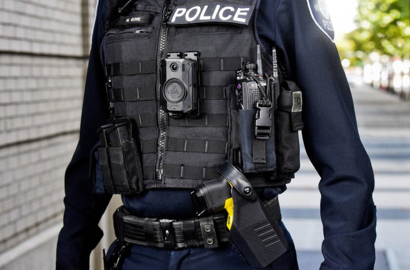 axon-body-cam.jpg