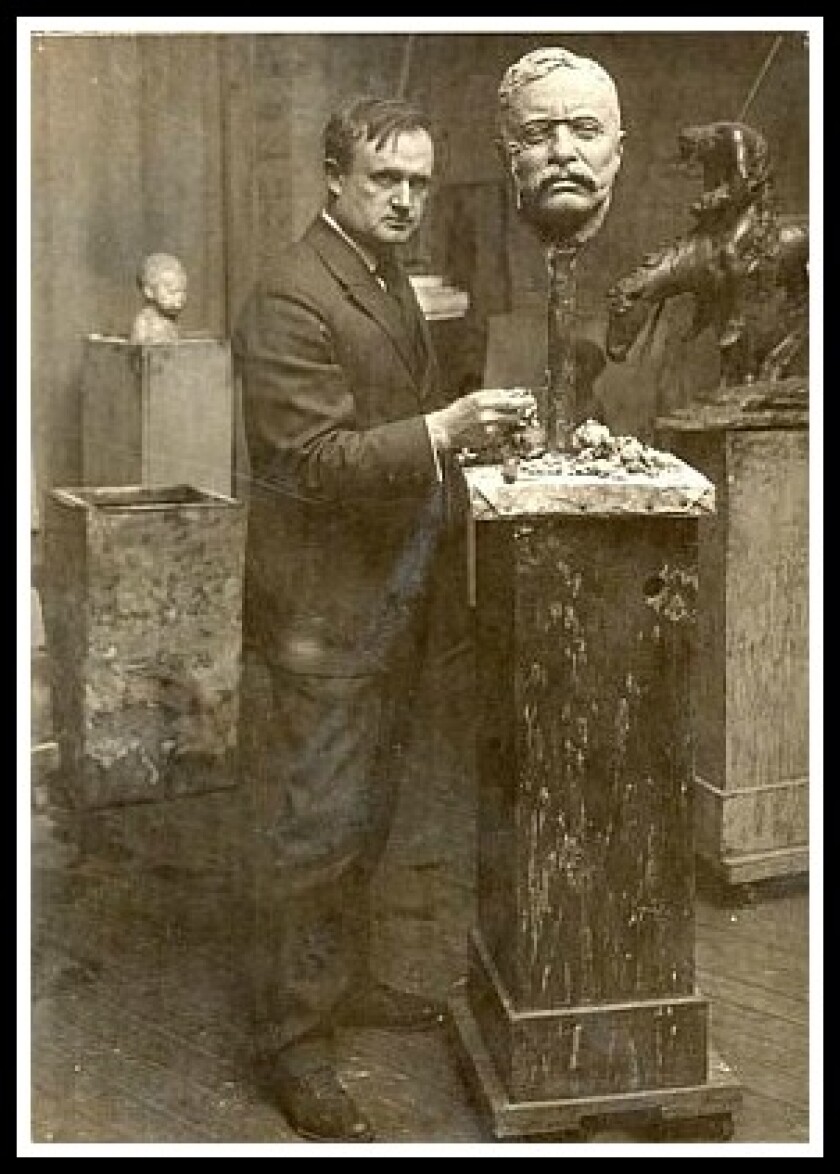 fraser-bust-of-tr.jpg