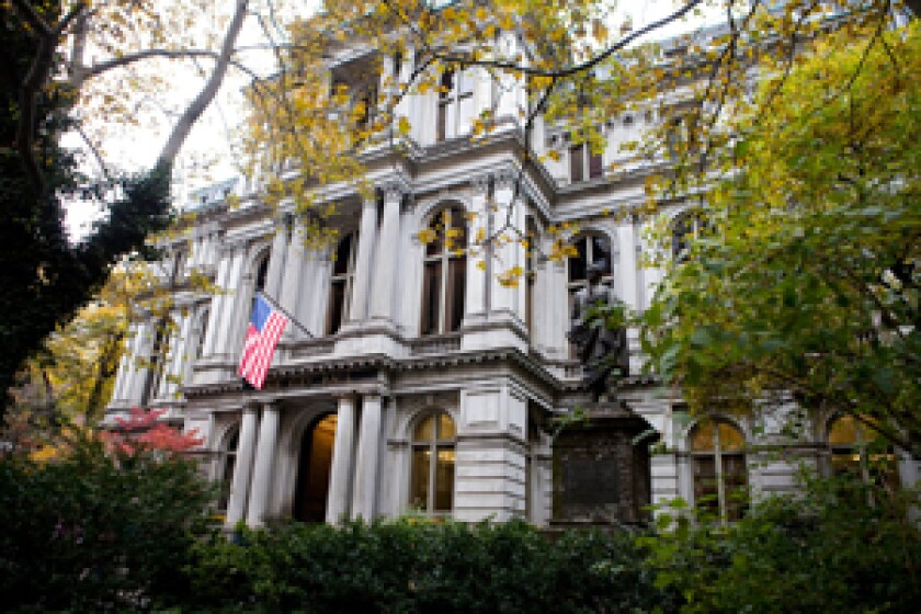 gov-old-city-hall-141-300px.jpg