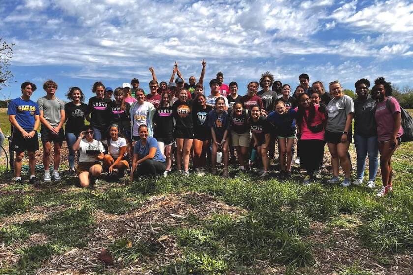 Food Farm Volunteers.jpeg