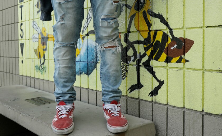 dresscode-2-831.jpg