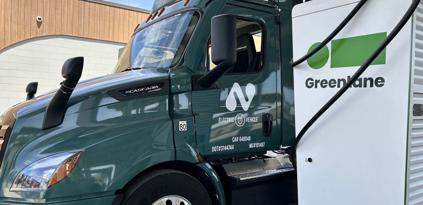 Texas Moves Forward on Electric Vehicle, Big Rig Charging