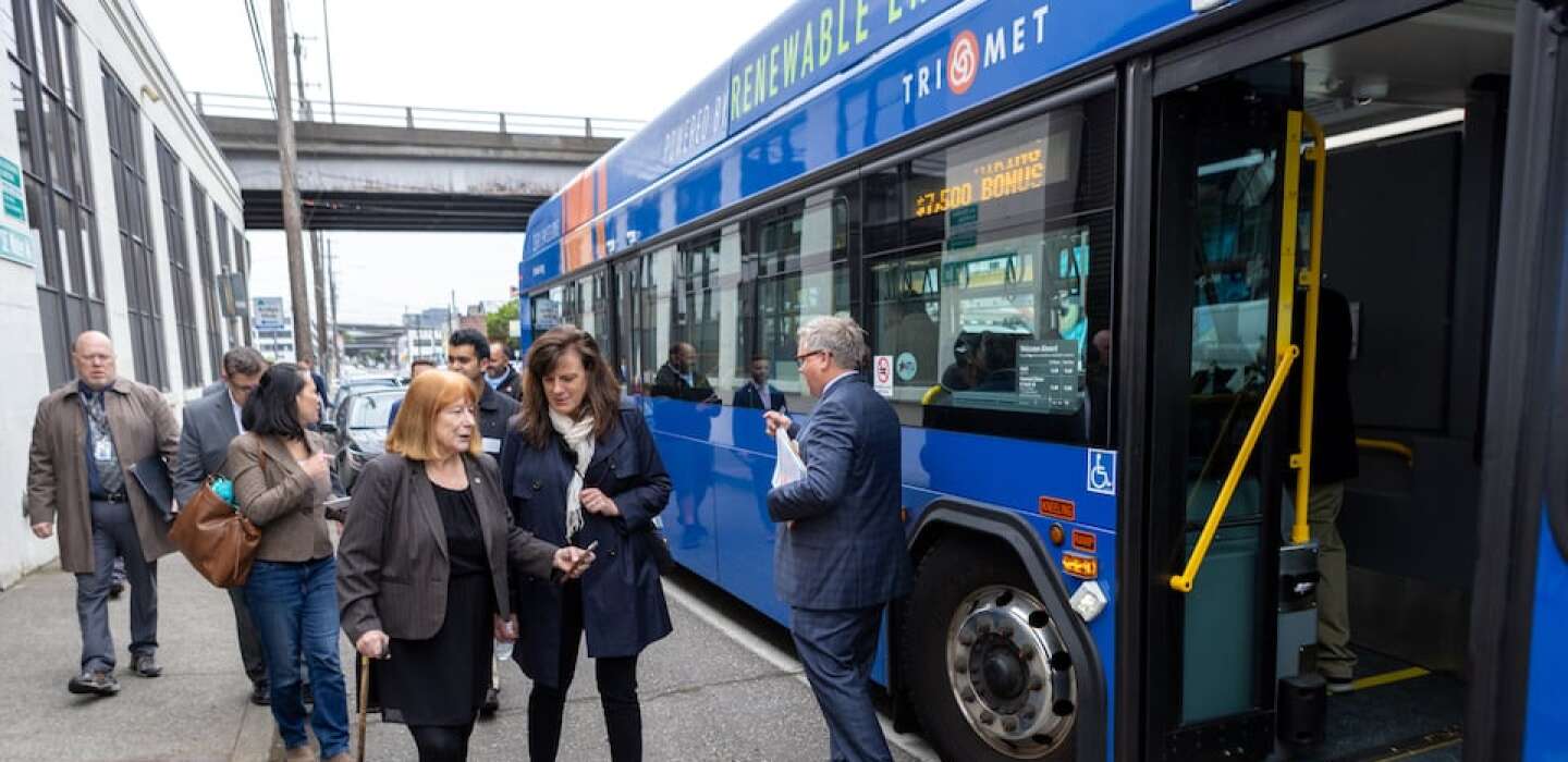 GPS and AI Technology Help Buses Power Through Traffic GPS and AI Technology Help Buses Power Through Traffic