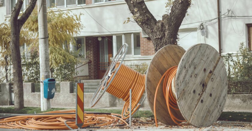 broadband_shutterstock_1387697093