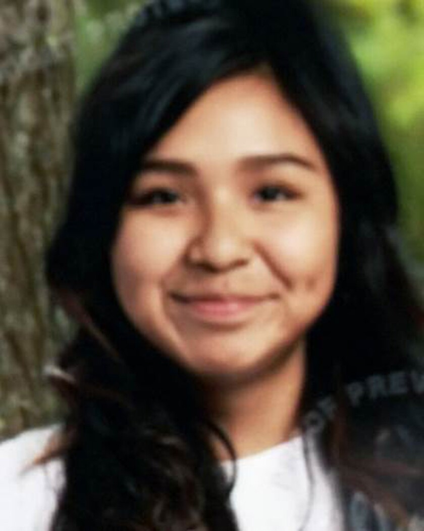 gov04-44-feature-nativeamericanwomen.jpg