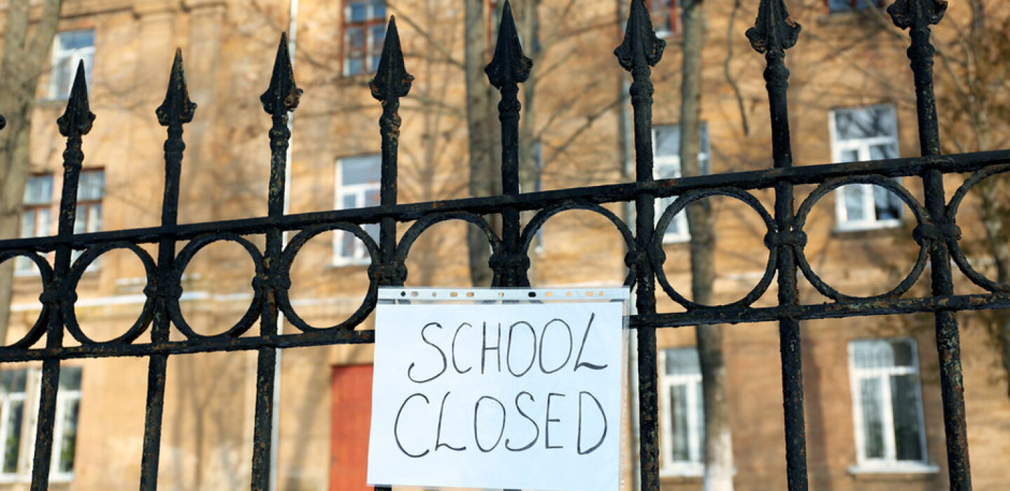 SchoolClosure_shutterstock_570036622
