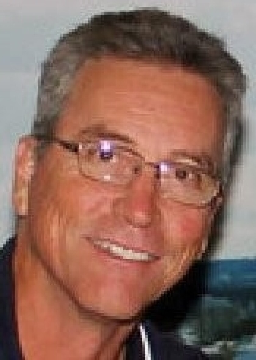fernando-gaudy-cropped.jpg