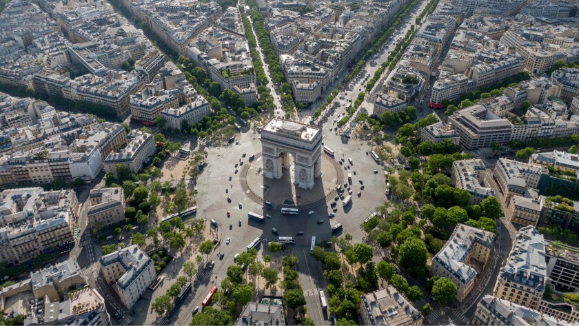 Aerial,Photo,Of,The,Arc,De,Trioumphe,In,Paris,,France.