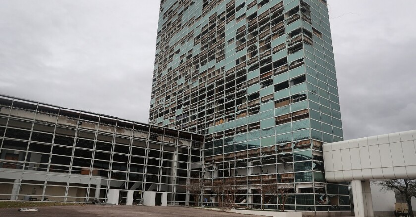 US-NEWS-WEA-LAURA-9-GET