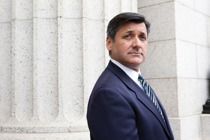 jose-cisneros.jpg